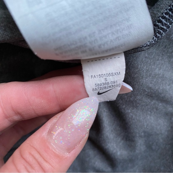 Nike long sleeve grey running top - Picture 7 of 7